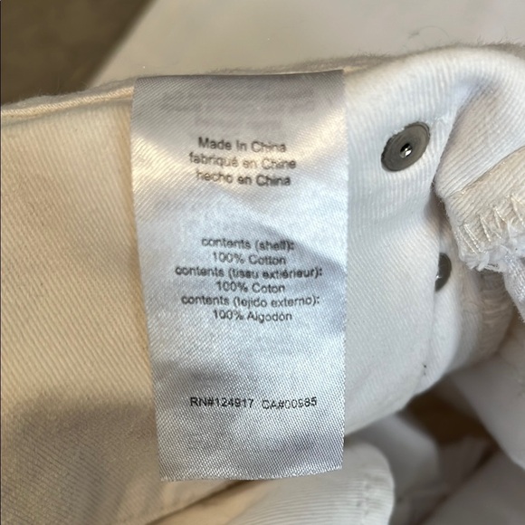 WEWOREWHAT NWOT White High Waist Mom Denim Jeans, Size 30 - Picture 13 of 14